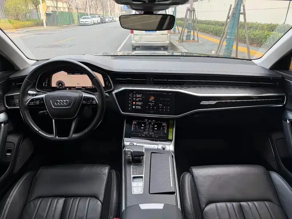 Audi A6L 2024 из CN, фото 5