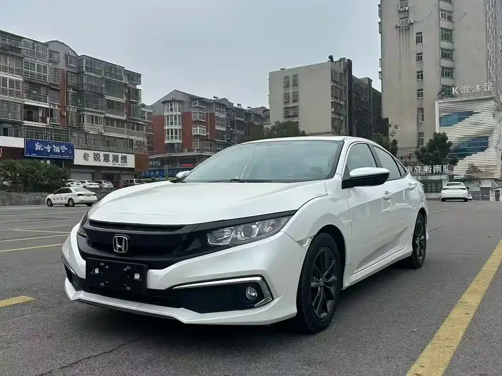 Honda Civic 2023 из CN, фото 1