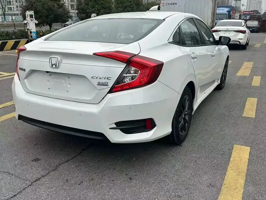 Honda Civic 2023 из CN, фото 8