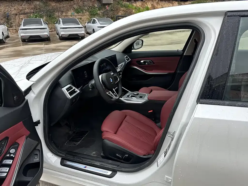 BMW 3 Series 2025 из CN, фото 8