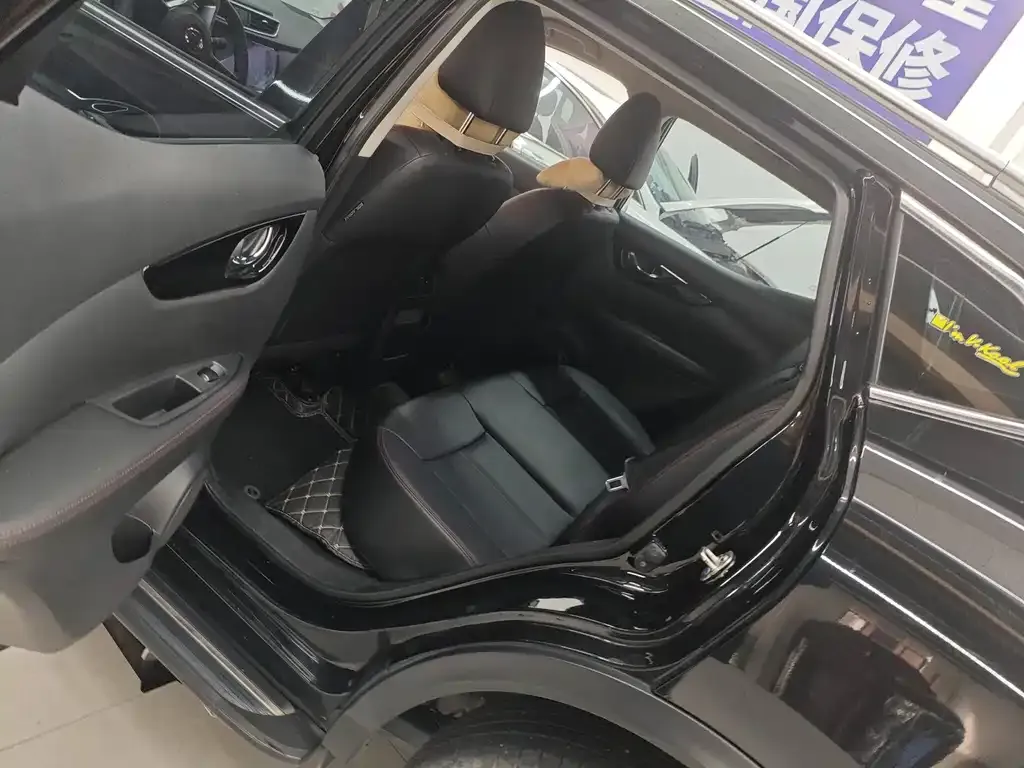 Nissan Qashqai 2022 из CN, фото 2