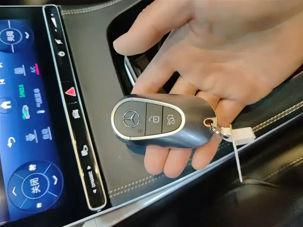 Mercedes-Benz C-Class 2024 из CN, фото 3