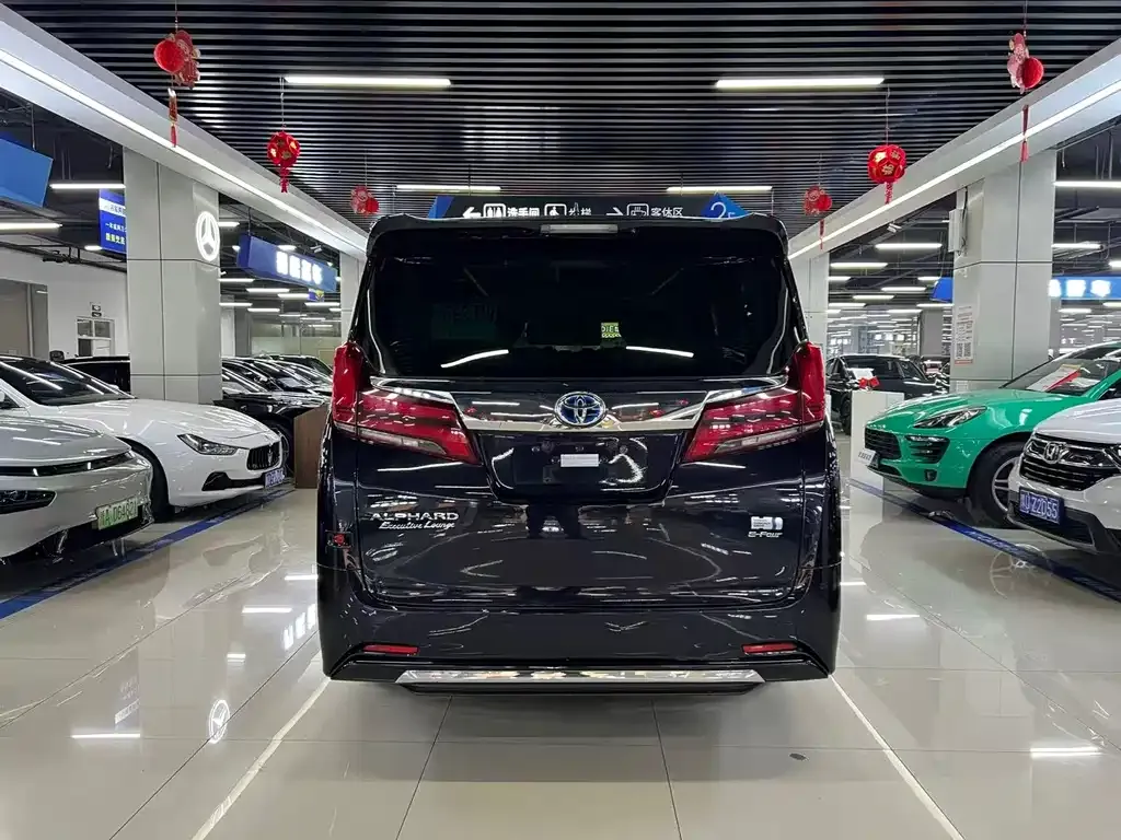 Toyota Alphard 2022 из CN, фото 6