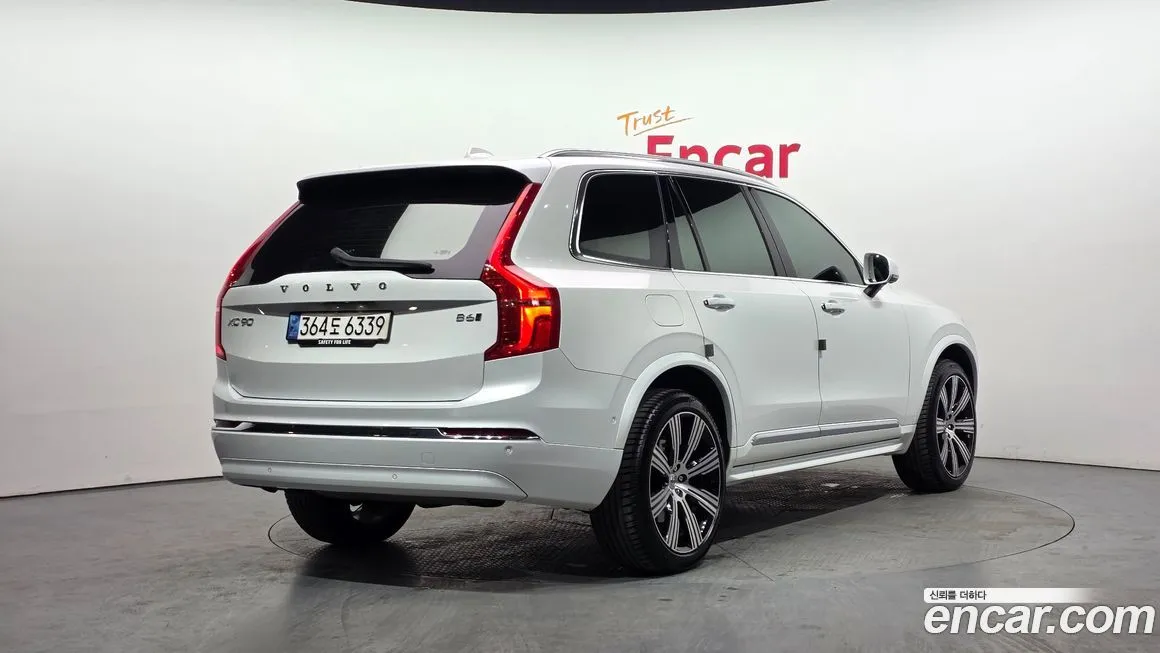 Volvo XC90 2023 из KR, фото 3