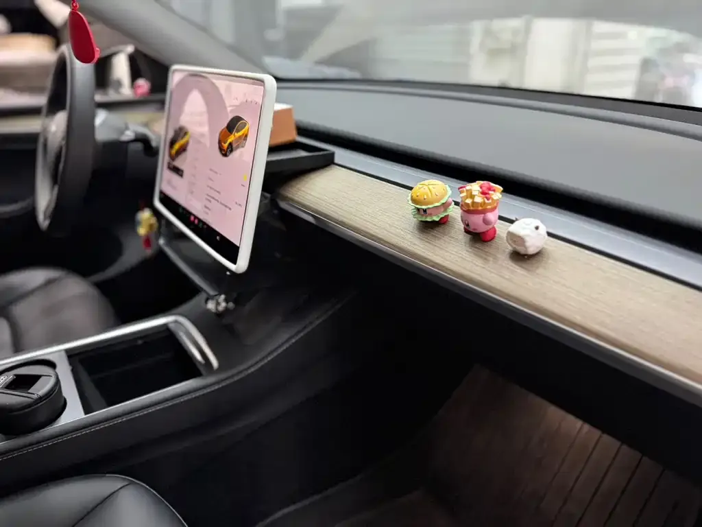 Tesla Model Y 2023 из CN, фото 2