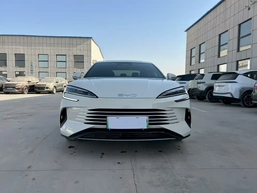 BYD Seal 07 DM-i 2026 из CN, фото 3