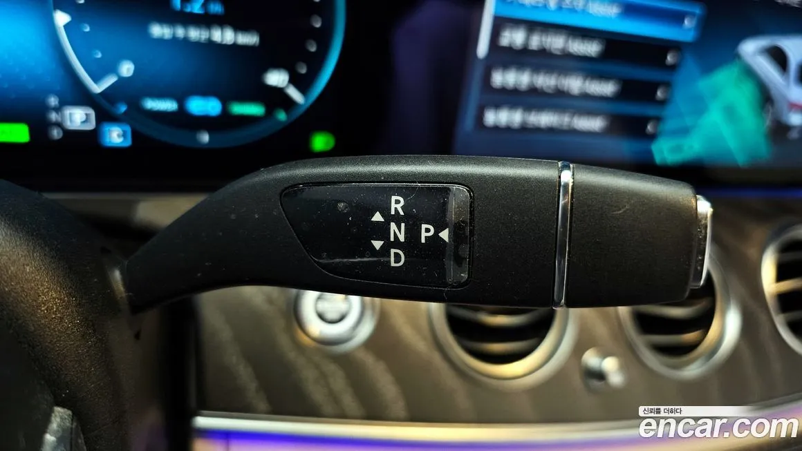 Mercedes-Benz E-Class 2023 из KR, фото 6