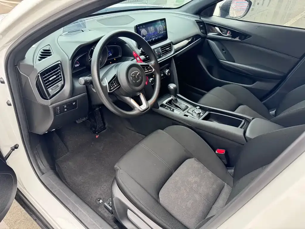 Mazda CX-4 — фото 9