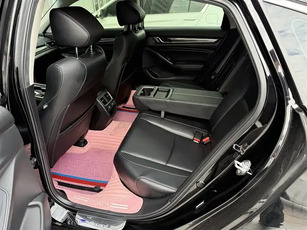 Honda Accord 2023 из CN, фото 5