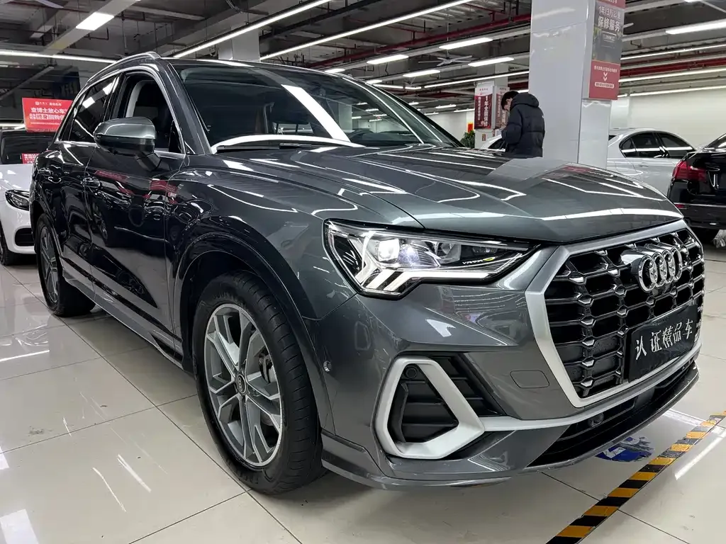 Audi Q3 2023 из CN, фото 8