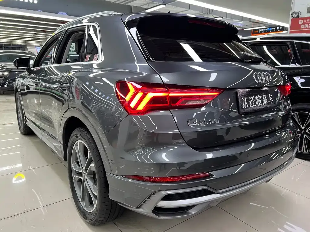 Audi Q3 2023 из CN, фото 5