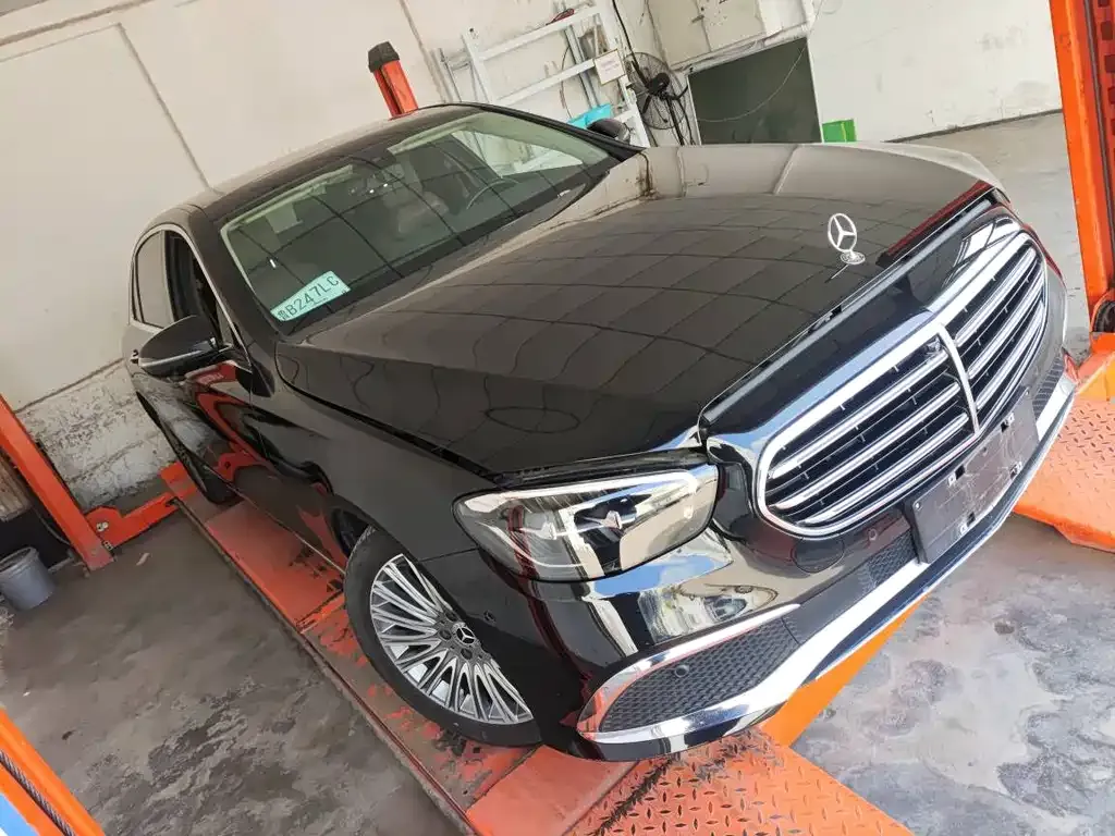 Mercedes-Benz E-Class 2022 из CN, фото 4