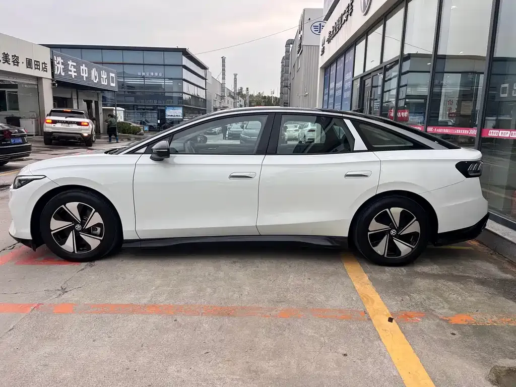 Volkswagen ID.7 VIZZION 2024 из CN, фото 8