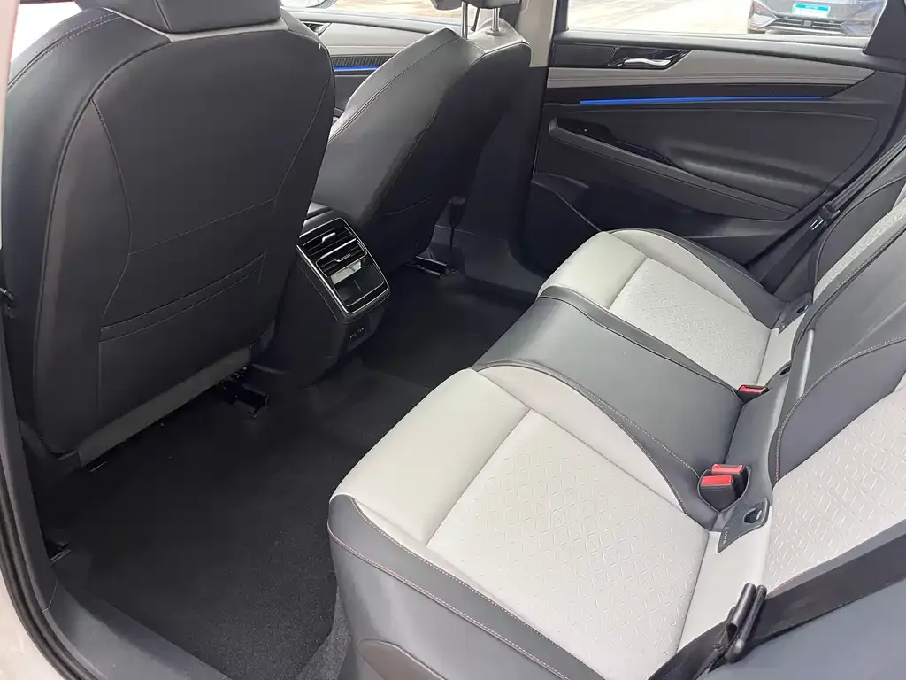 Volkswagen ID.7 VIZZION 2024 из CN, фото 4