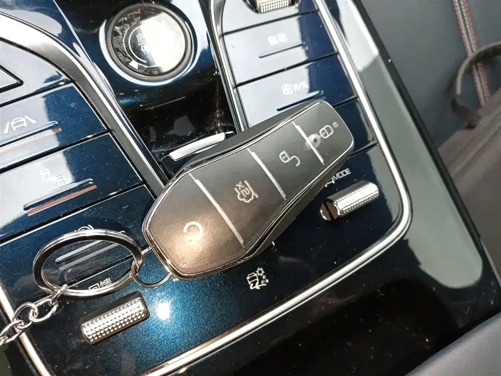BYD Qin PLUS 2023 из CN, фото 7