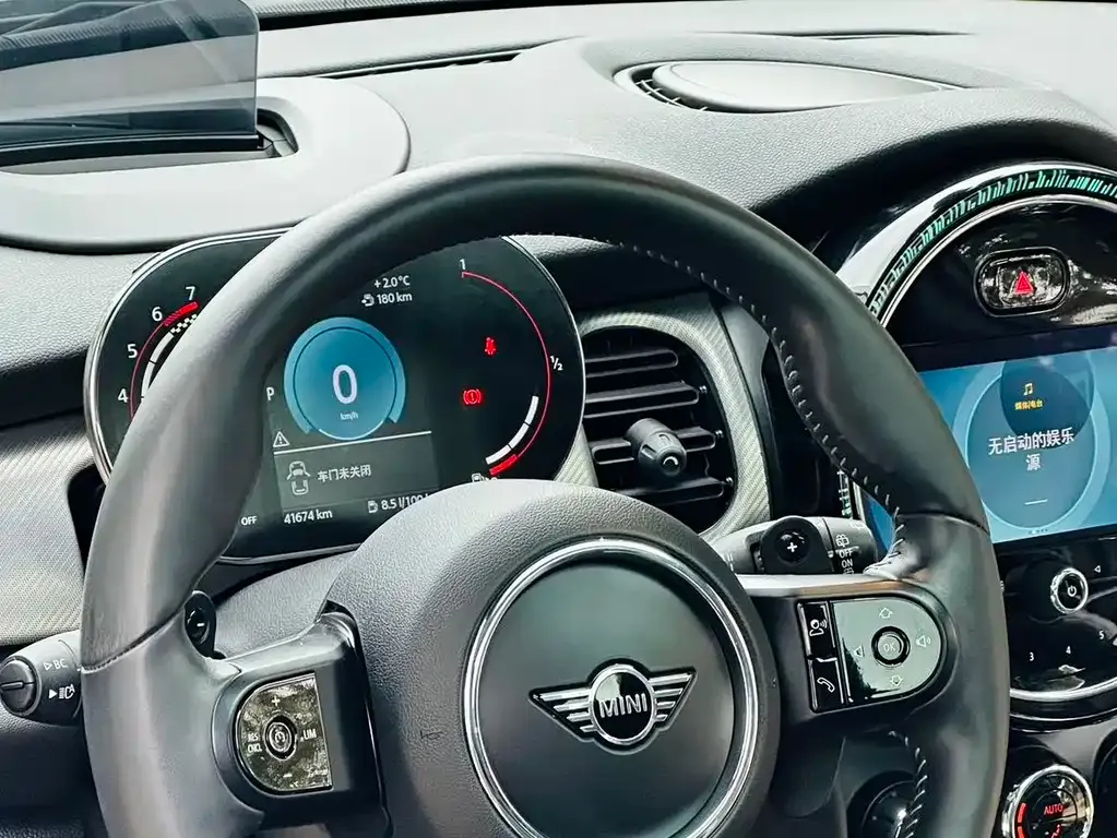 MINI JCW (John Cooper Works) 2021 из CN, фото 4