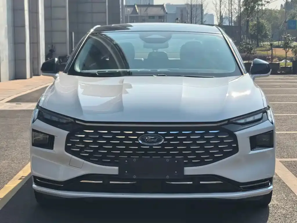 Ford Mondeo 2023 из CN, фото 10
