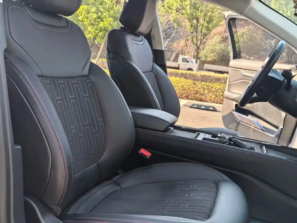 Ford Mondeo 2023 из CN, фото 3