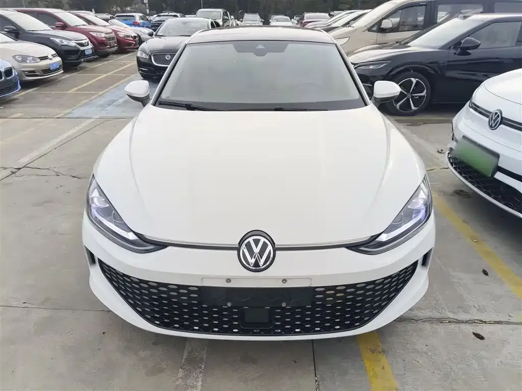 Volkswagen Lamando 2023 из CN, фото 4