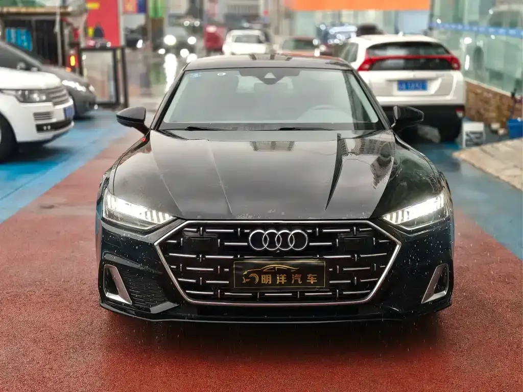 Audi A7L 2023 из CN, фото 5