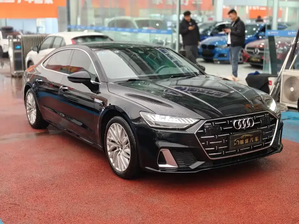 Audi A7L 2023 из CN, фото 6