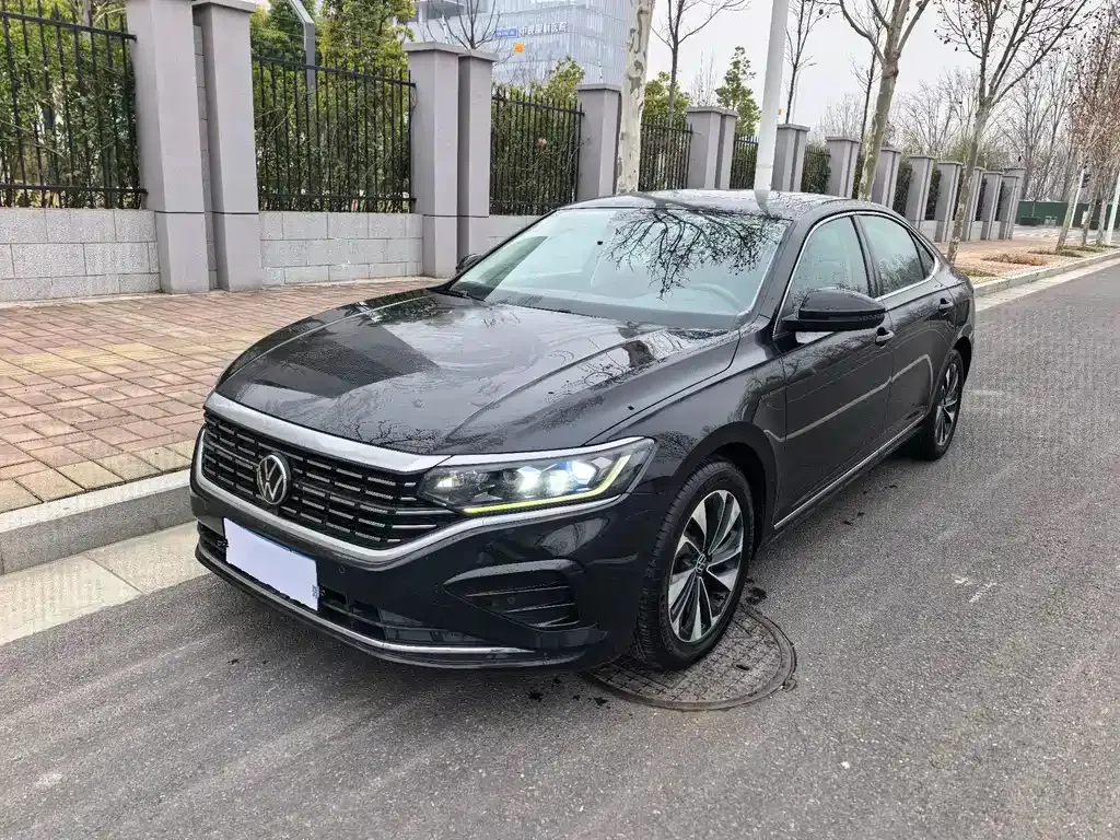 Volkswagen Passat 2021 из CN, фото 1