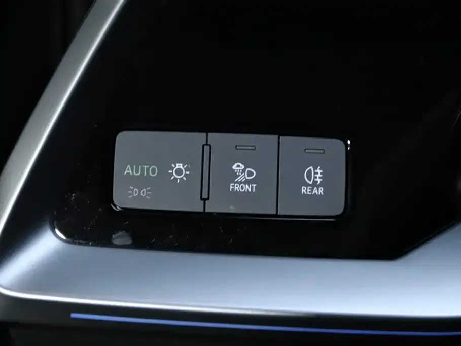 Audi A3 2024 из CN, фото 2