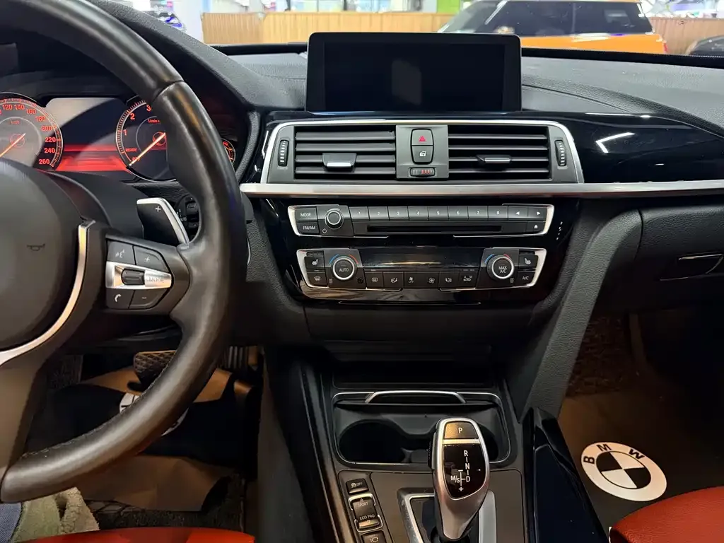 BMW 3 Series GT — фото 5
