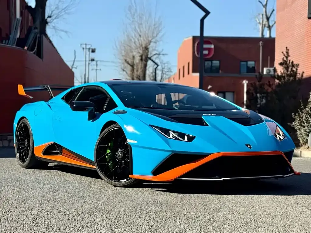 Lamborghini Huracan — фото 1