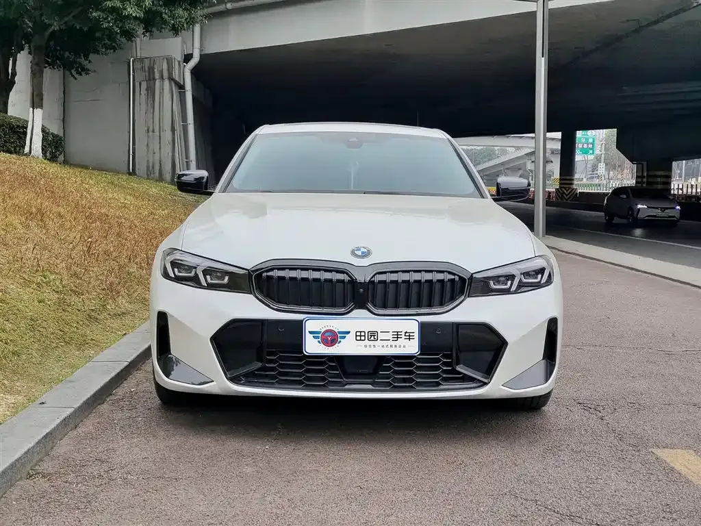 BMW 3 Series 2024 из CN, фото 2