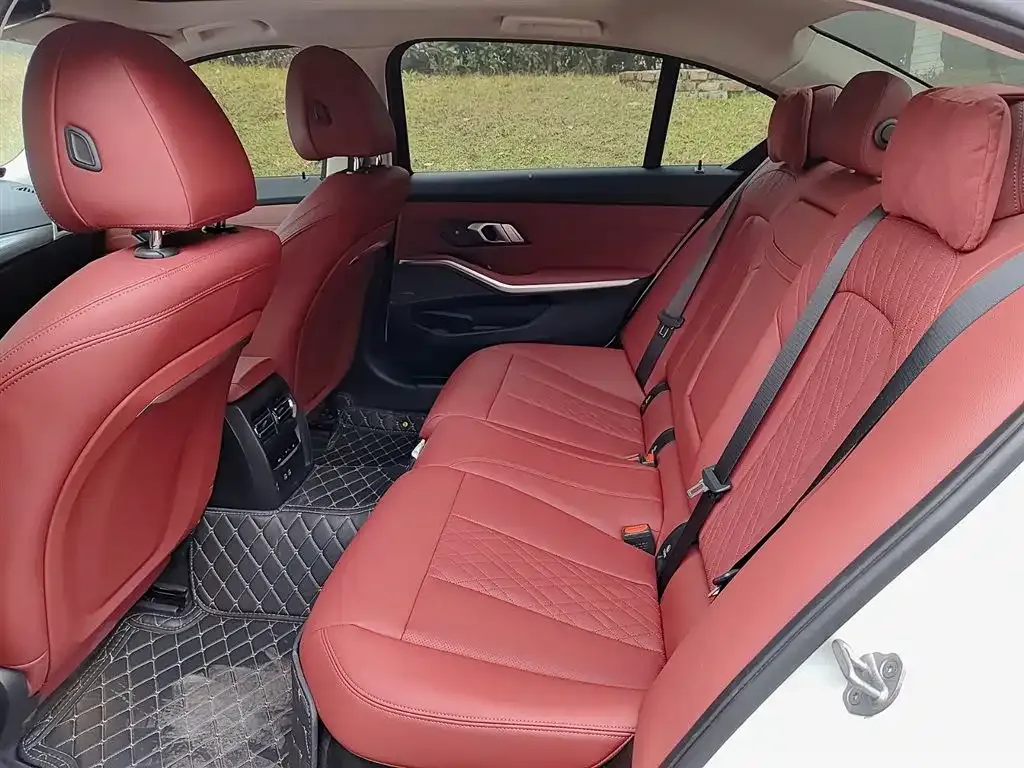 BMW 3 Series 2024 из CN, фото 9