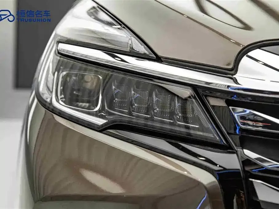 Buick GL8 2023 из CN, фото 9