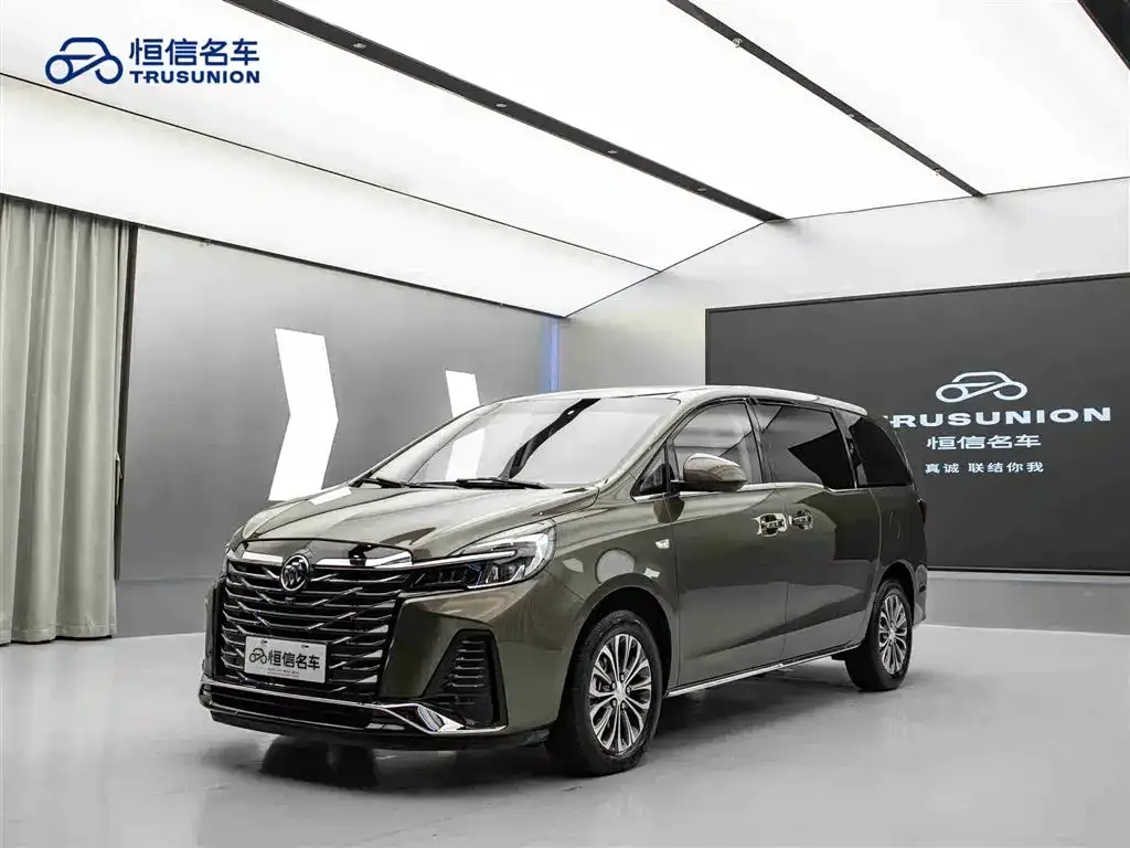 Buick GL8 2023 из CN, фото 3