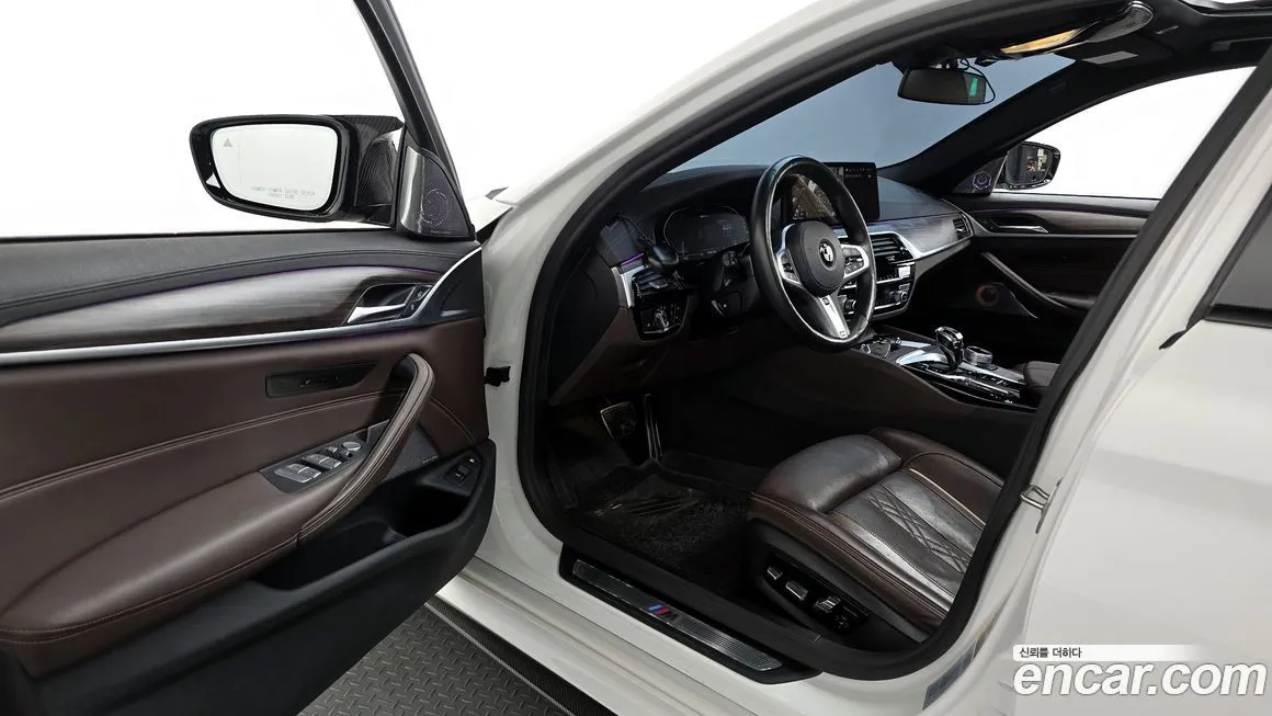 BMW 5-Series 2021 из KR, фото 8