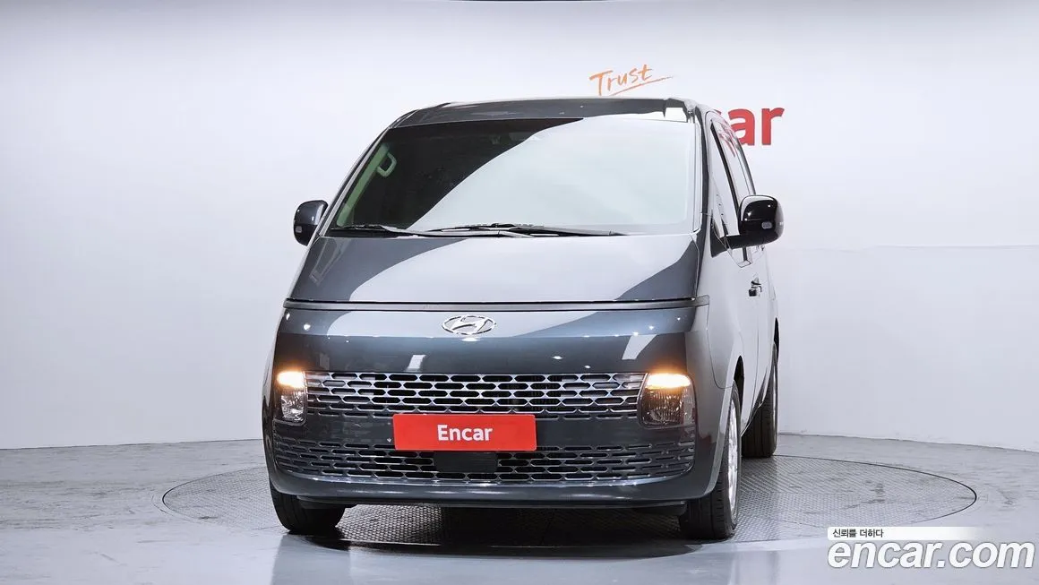Hyundai Staria 2022 из KR, фото 3