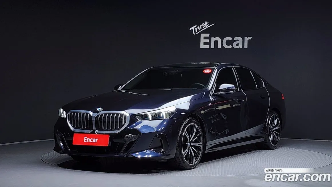 BMW 5-Series 2024 из KR, фото 1