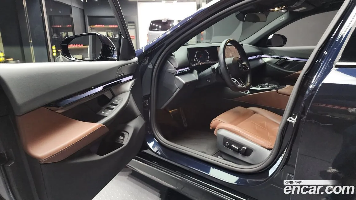 BMW 5-Series 2024 из KR, фото 10