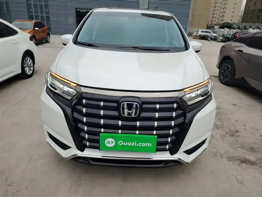 Honda Elysion 2023 из CN, фото 8