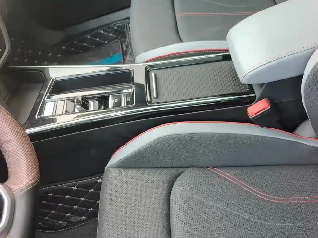 Volkswagen Lamando 2023 из CN, фото 7