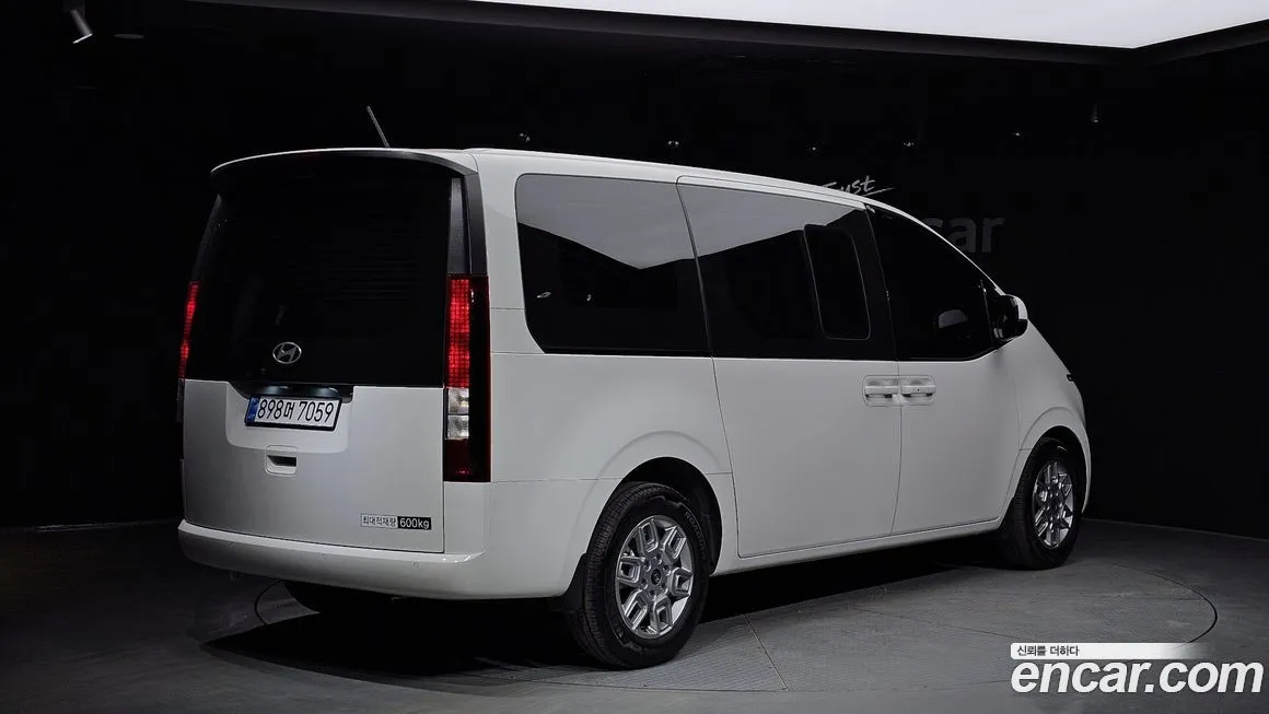 Hyundai Staria 2025 из KR, фото 3