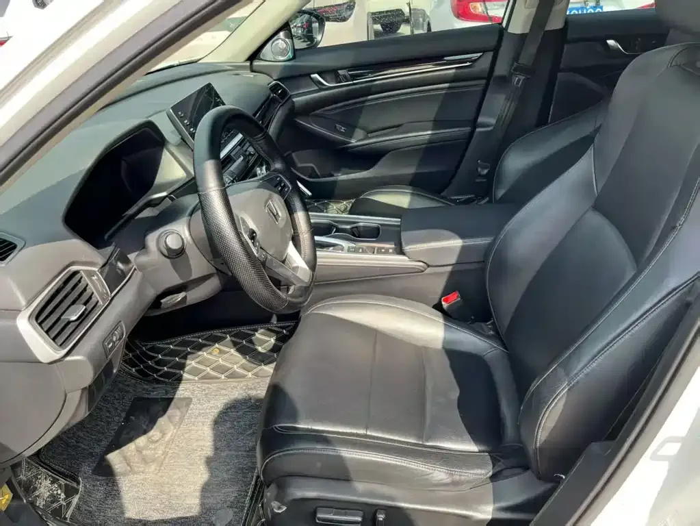 Honda Accord 2021 из CN, фото 3