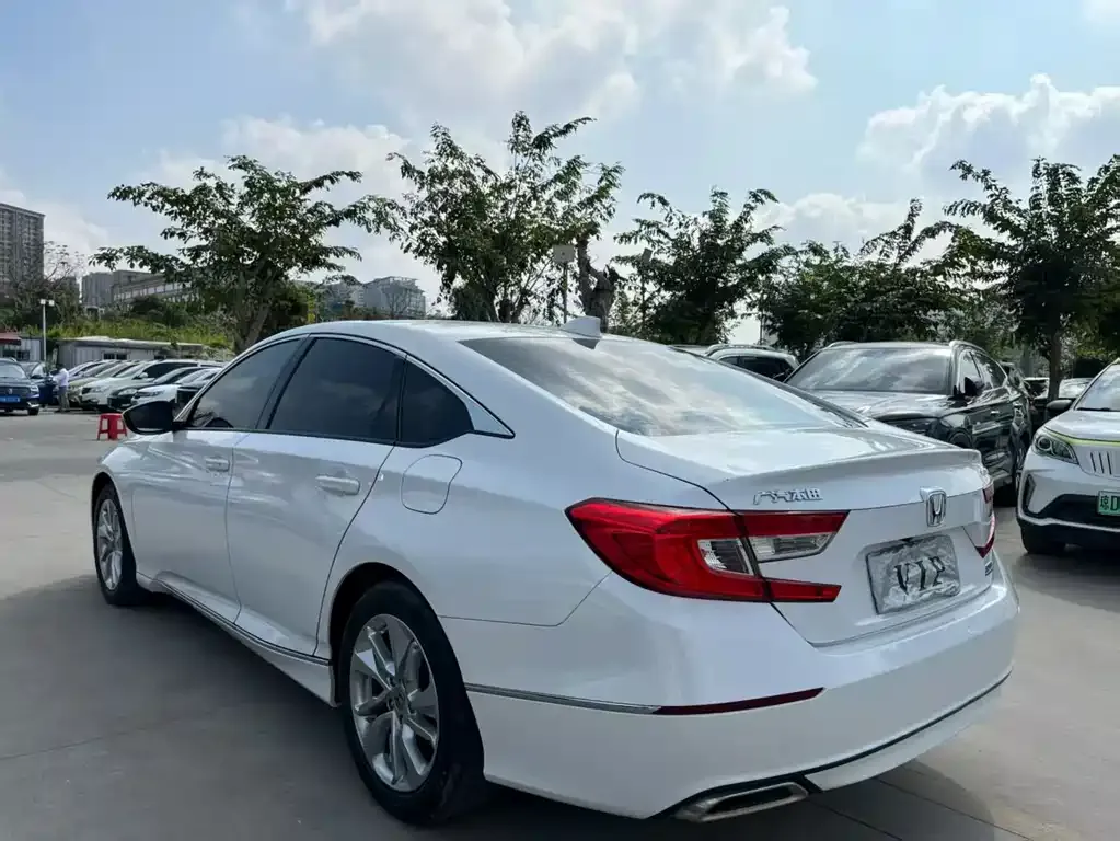 Honda Accord 2021 из CN, фото 8