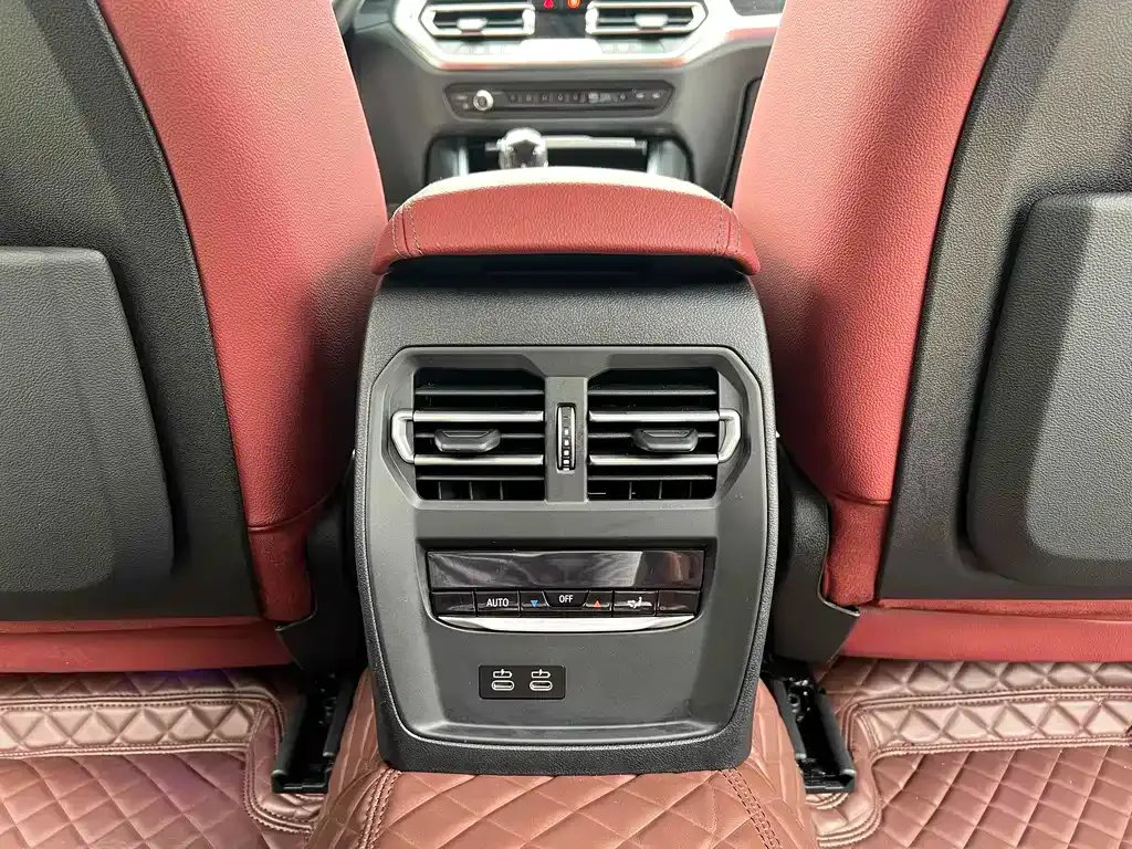BMW 3 Series 2022 из CN, фото 6