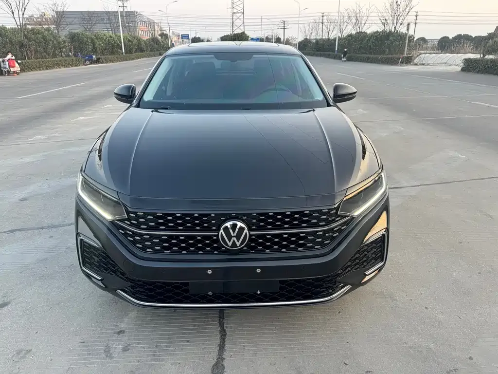 Volkswagen Passat — фото 9