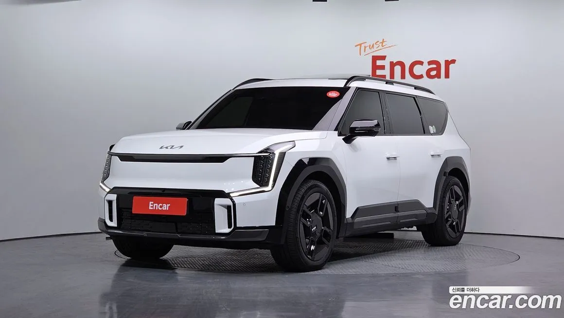 Kia EV9 2024 из KR, фото 1