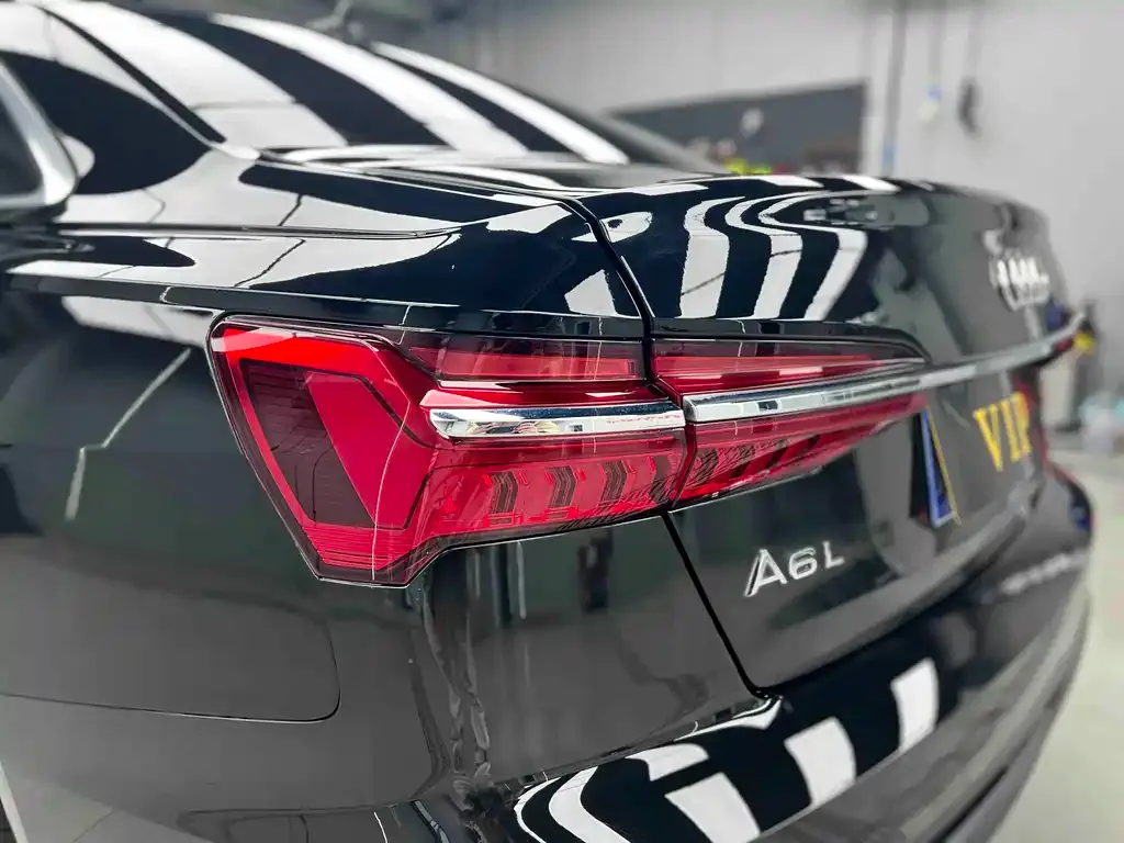Audi A6L — фото 7