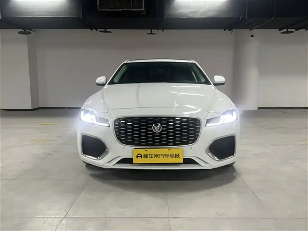 Jaguar XFL 2022 из CN, фото 10