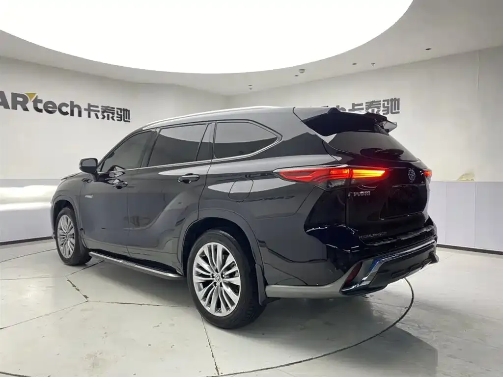 Toyota Highlander 2022 из CN, фото 10
