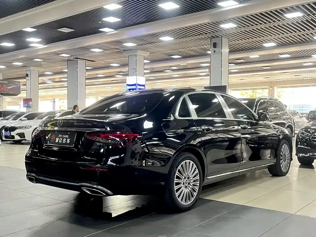 Mercedes-Benz E-Class 2022 из CN, фото 6