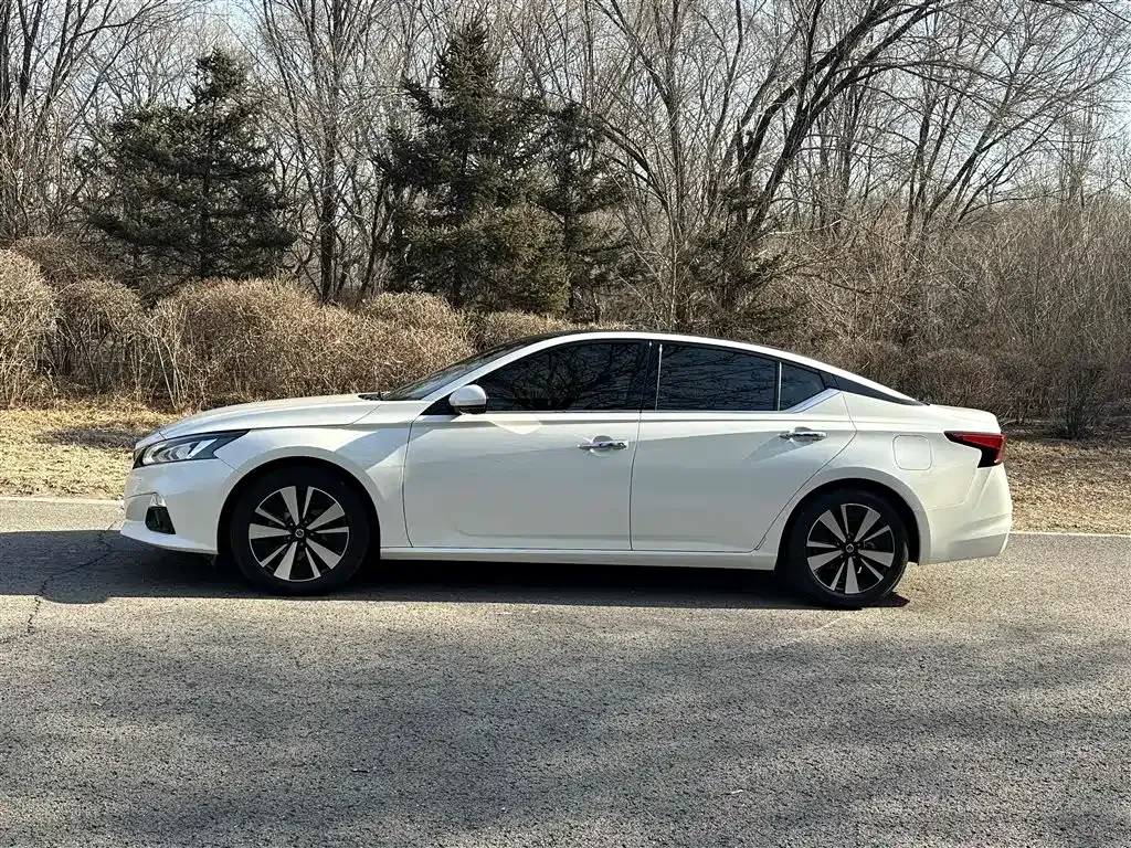 Nissan Teana — фото 10